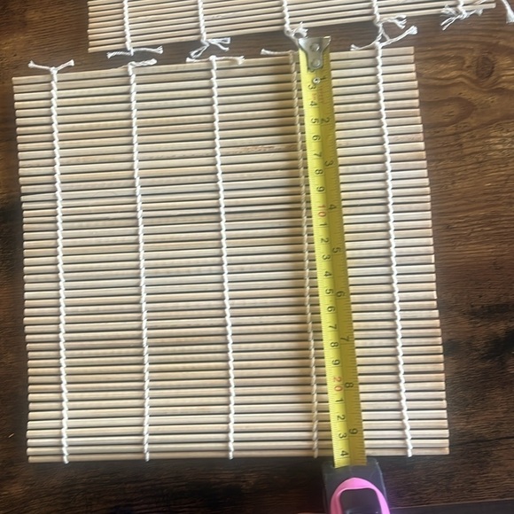 bamboo sushi rolling mats set of two - Picture 4 of 4